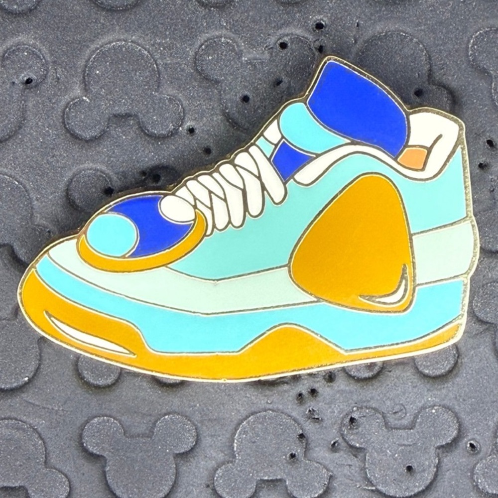 Disney BoxLunch - Princess Sneaker Mystery Collection Princess jasmine shoe pin